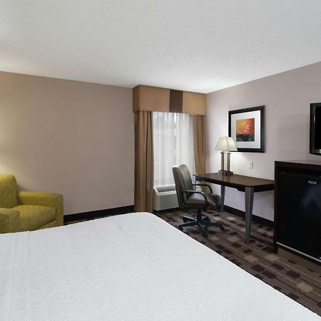 Hampton Inn Dublin Newbern Eksteriør billede