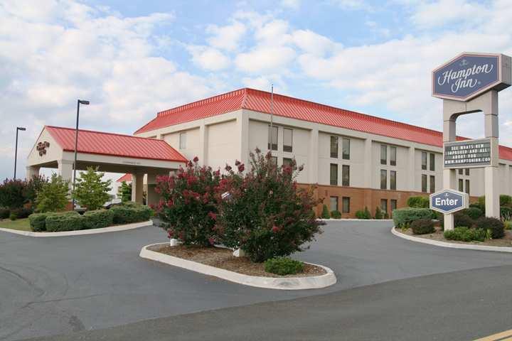 Hampton Inn Dublin Newbern Eksteriør billede